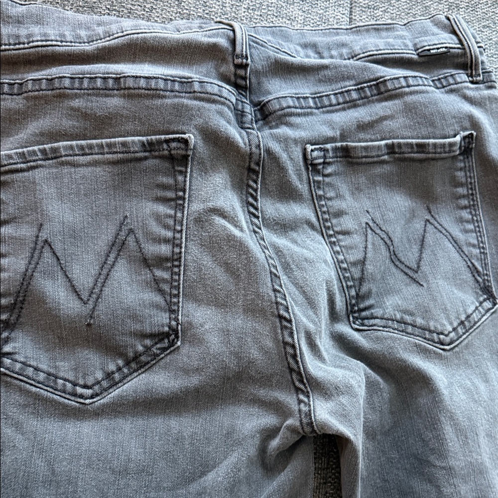 MOTHER Straight Leg Jeans in Charcoal - Picture 4 of 6
